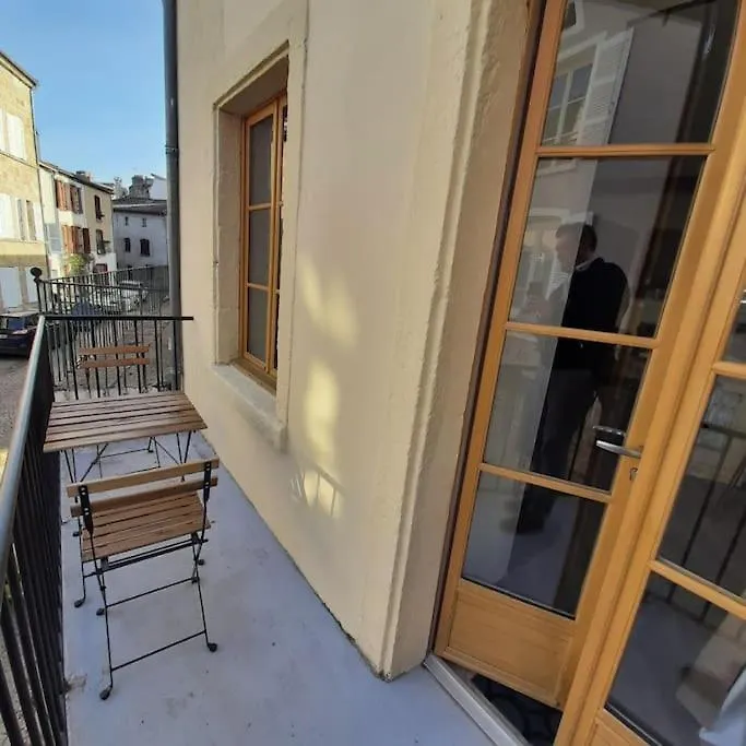 Maison De Ville Vic-le-Comte 0*,  法国