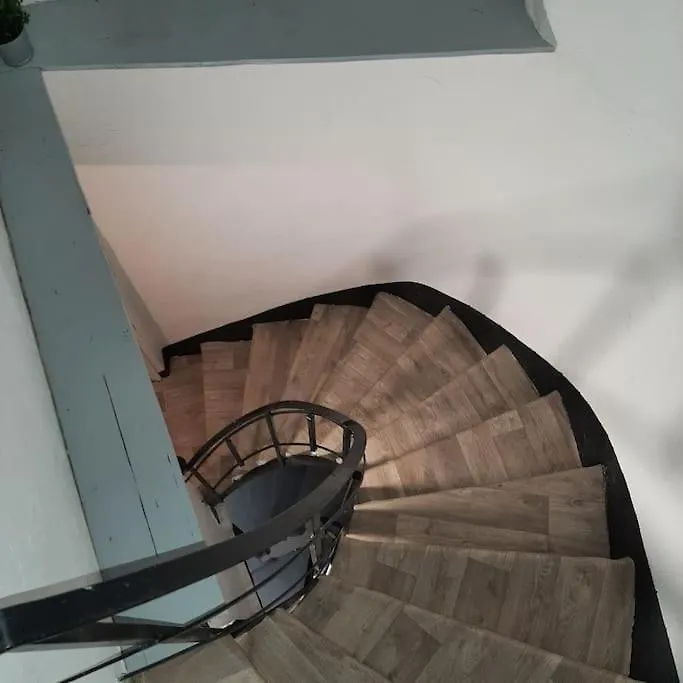 Maison De Ville Vic-le-Comte 度假居